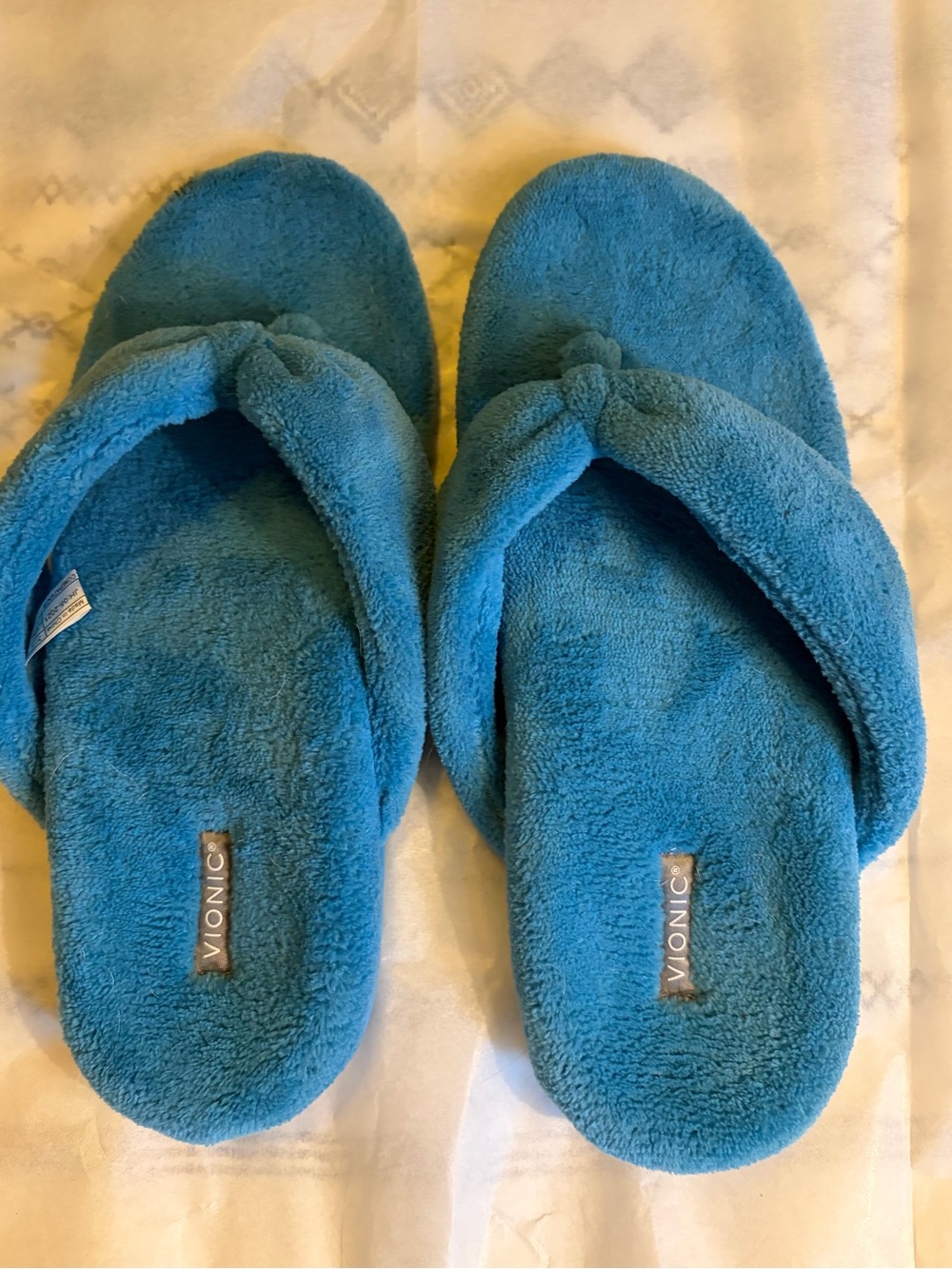 Vionic Plush Flip Flops with Arch Support - Turquoise Cozy Slide Sandal/Slippers
